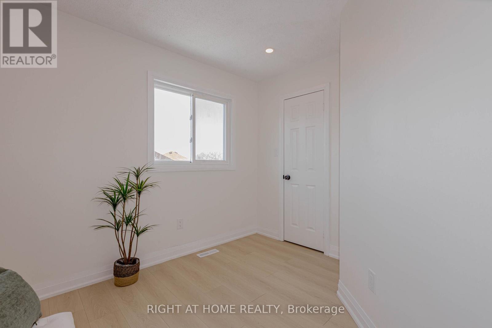 21 Carabram Court, Brampton, Ontario  L6X 4M2 - Photo 35 - W13126908