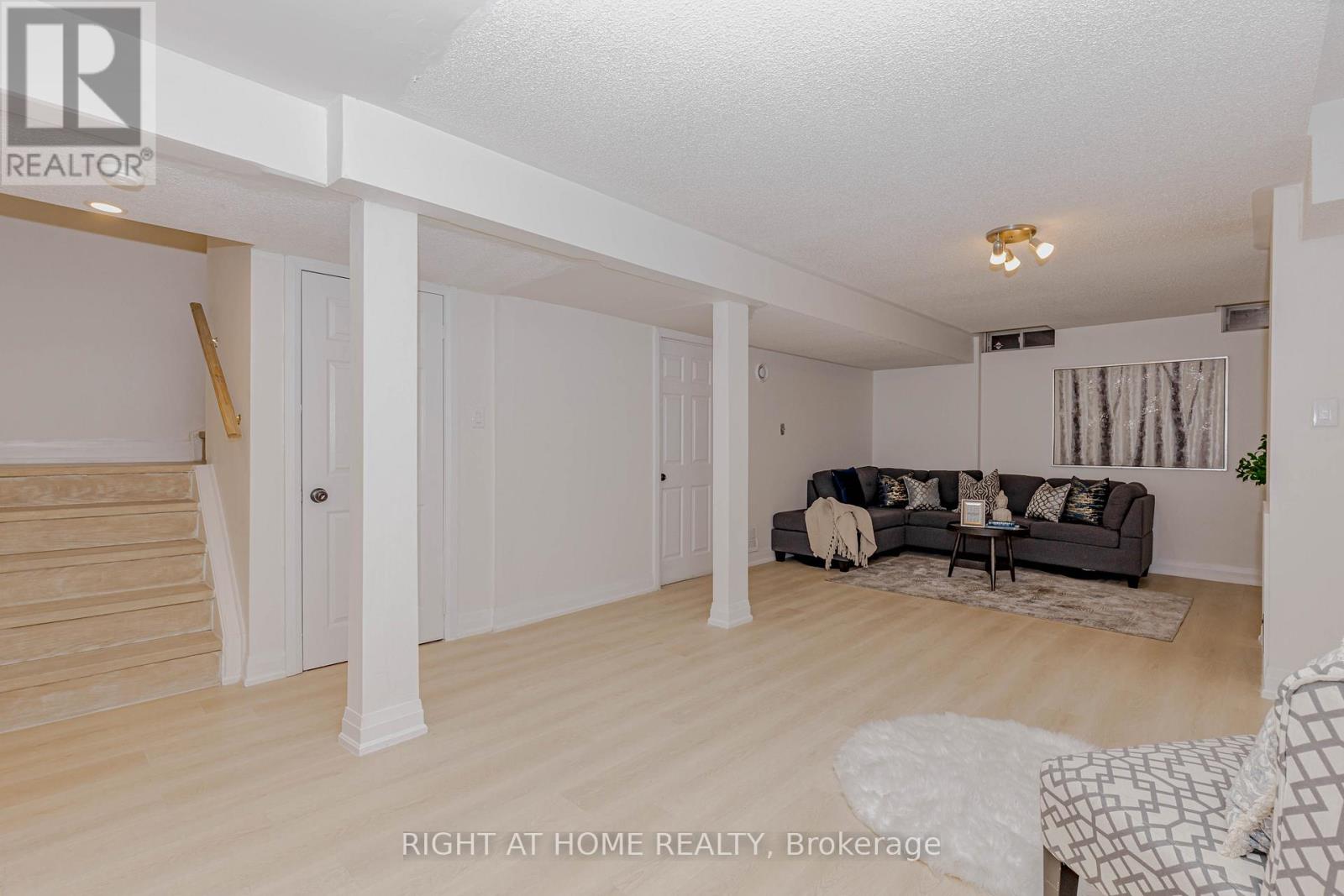 21 Carabram Court, Brampton, Ontario  L6X 4M2 - Photo 43 - W13126908
