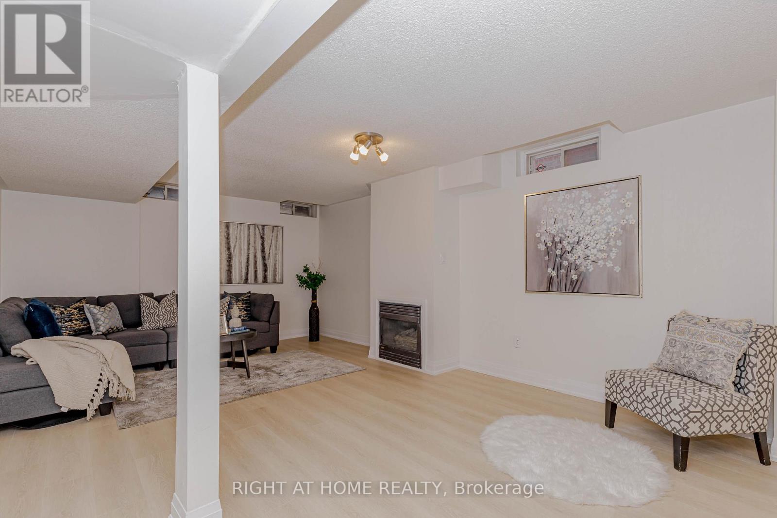 21 Carabram Court, Brampton, Ontario  L6X 4M2 - Photo 44 - W13126908