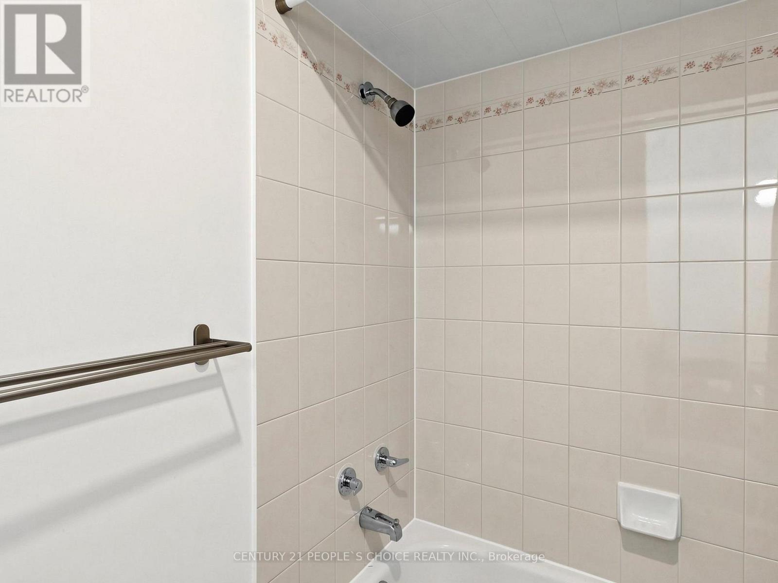 1327 Killaby Drive, Mississauga, Ontario  L5V 2C3 - Photo 22 - W13126942