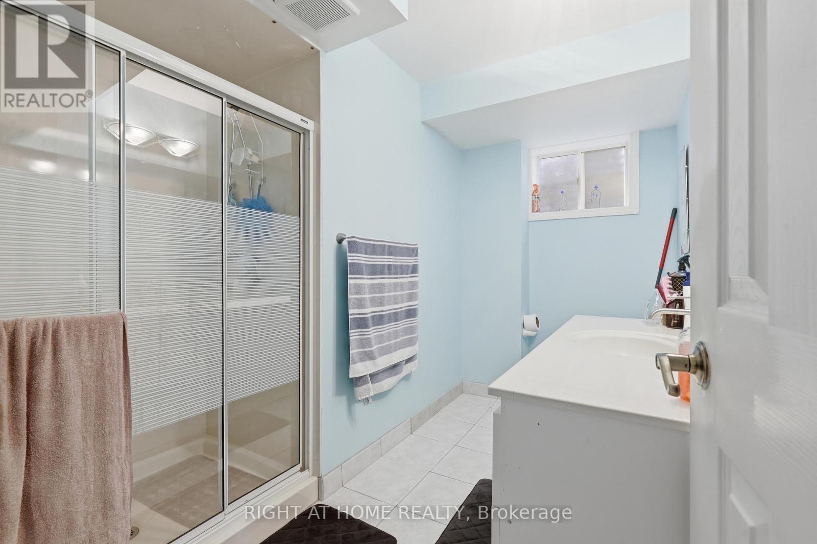33 Parkside Drive, Brampton, Ontario  L6Y 2H2 - Photo 35 - W13127002