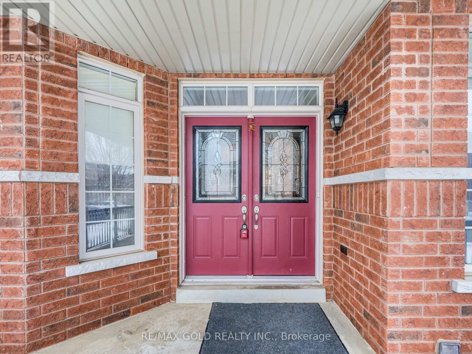 2 Bryony Road, Brampton, Ontario  L7A 0W3 - Photo 3 - W13127098