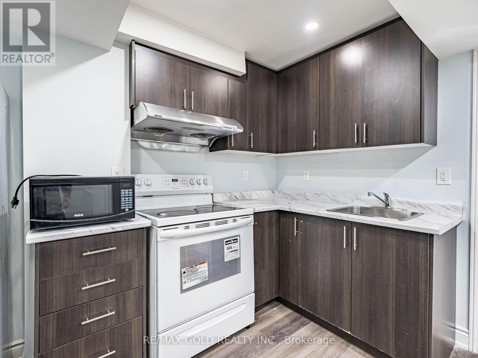 2 Bryony Road, Brampton, Ontario  L7A 0W3 - Photo 32 - W13127098