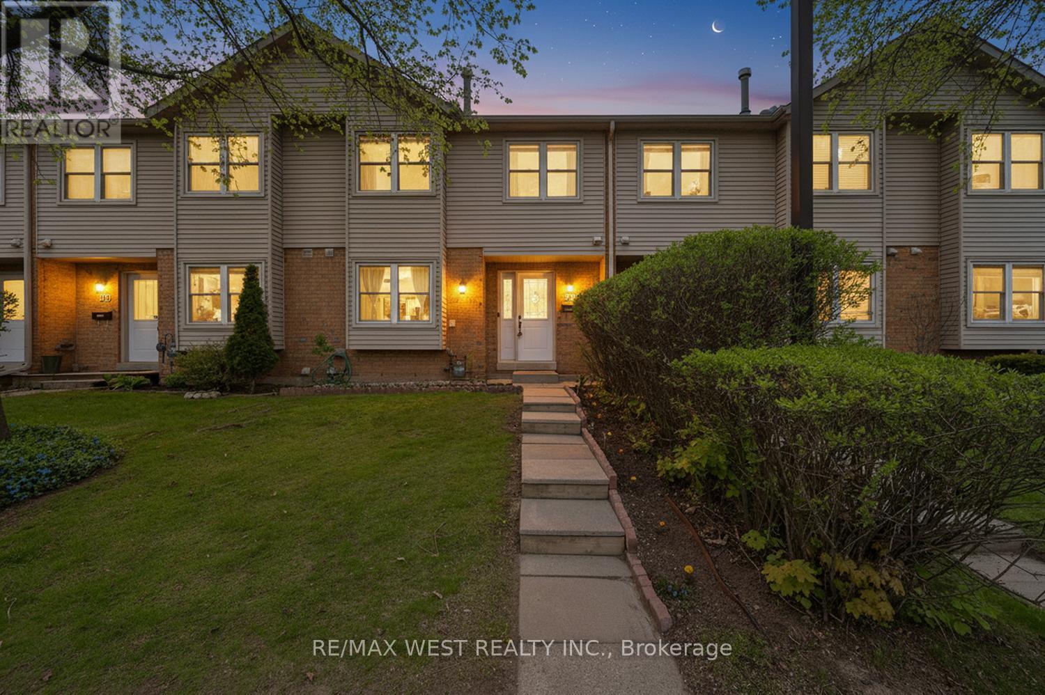 38 - 2065 AMHERST HEIGHTS COURT, Burlington, Ontario