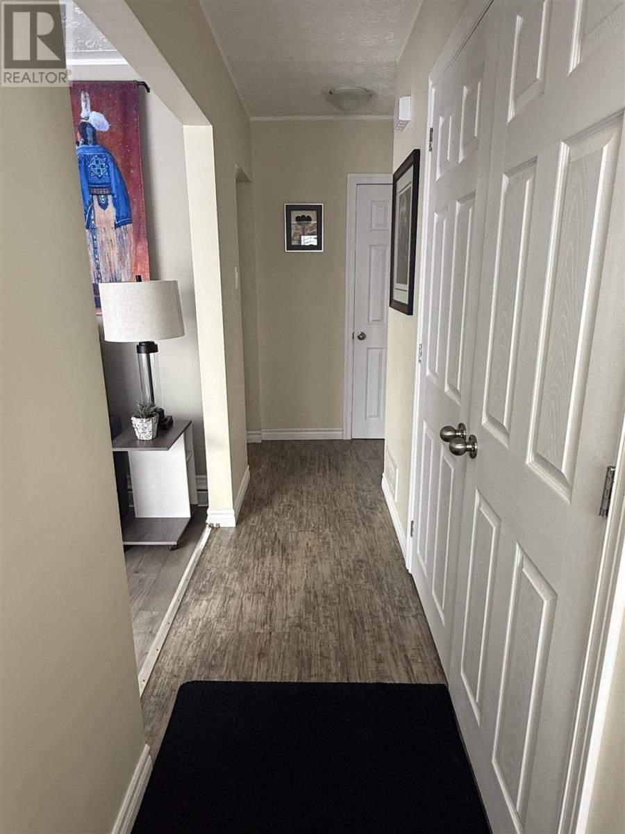 24 Axmith Ave, Elliot Lake, Ontario  P5A 1B7 - Photo 25 - SM260825