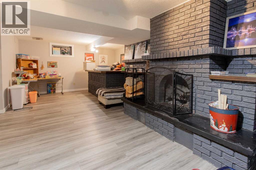 1047 Lakemount Boulevard S, Lethbridge, Alberta  T1K 3S6 - Photo 41 - A2308147