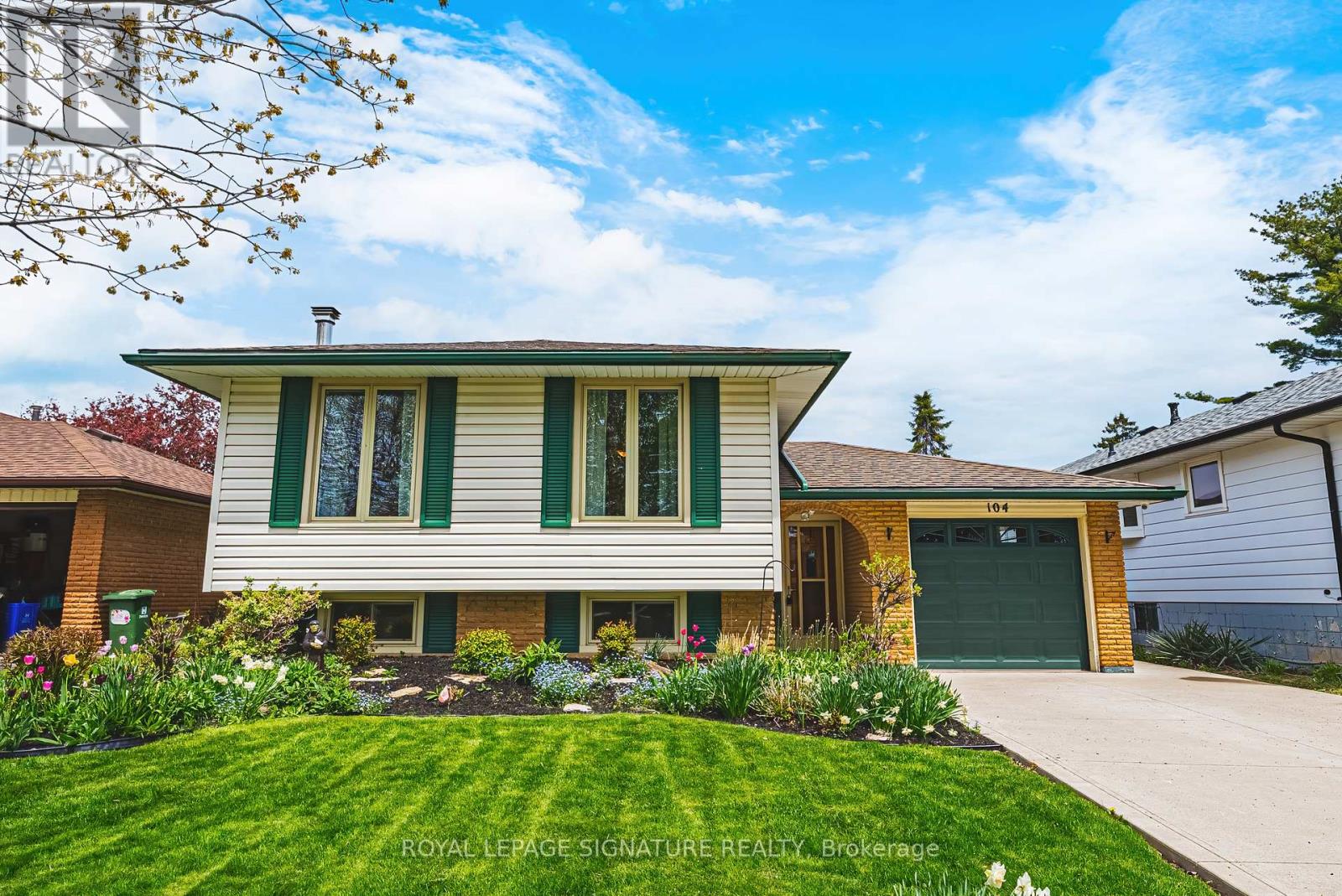 104 Gardiner Drive, Hamilton, Ontario  L9C 5W8 - Photo 3 - X13126660