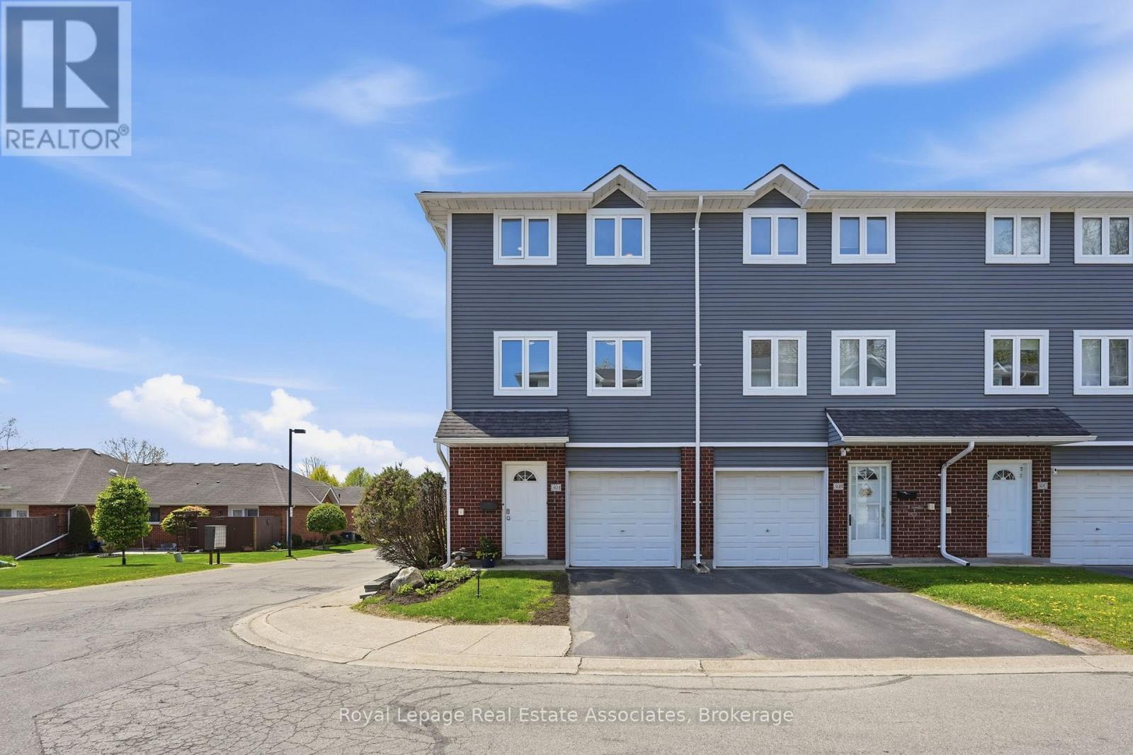 50A HARRIS AVENUE, Brantford, Ontario
