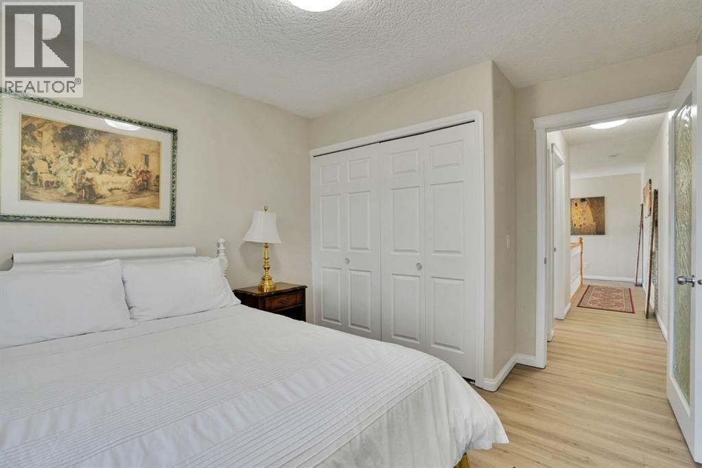 1650 Westmount Boulevard NW, Calgary, Alberta  T2N 3G6 - Photo 32 - A2310772