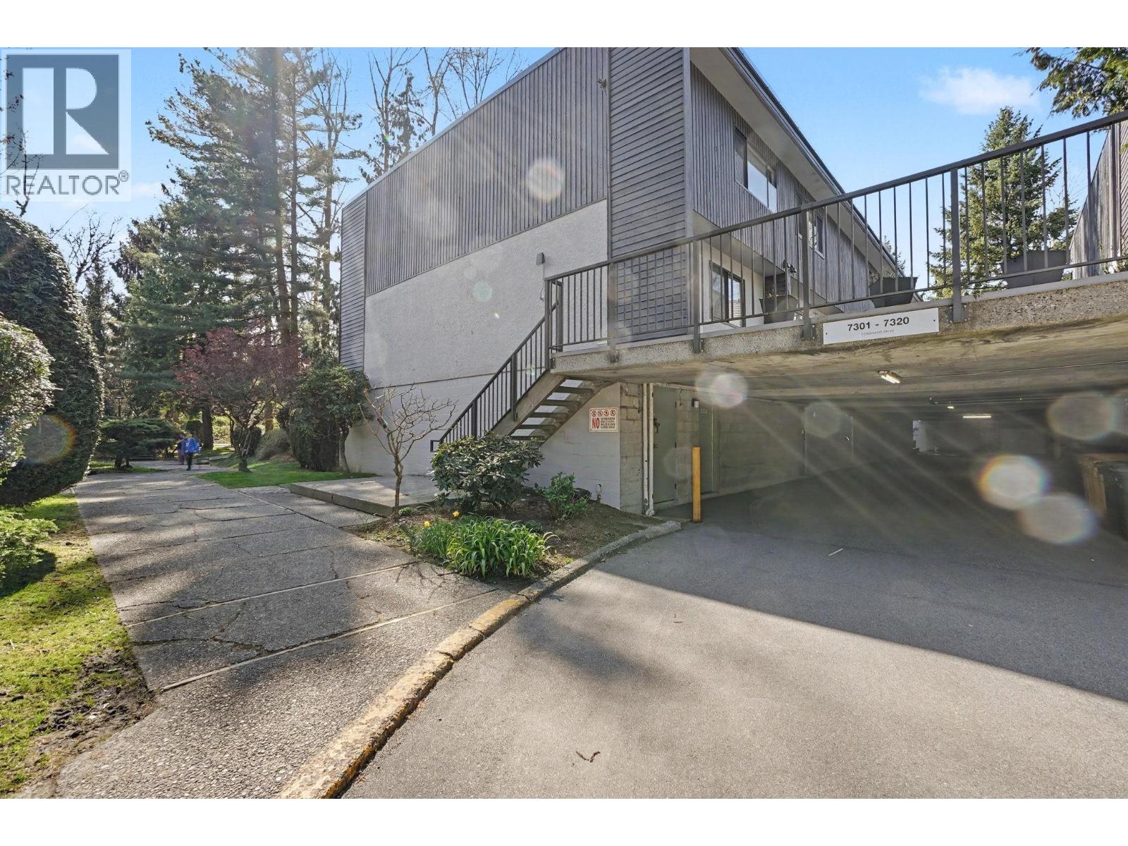 7305 Coronado Drive, Burnaby, British Columbia  V5A 1P9 - Photo 32 - R3123655