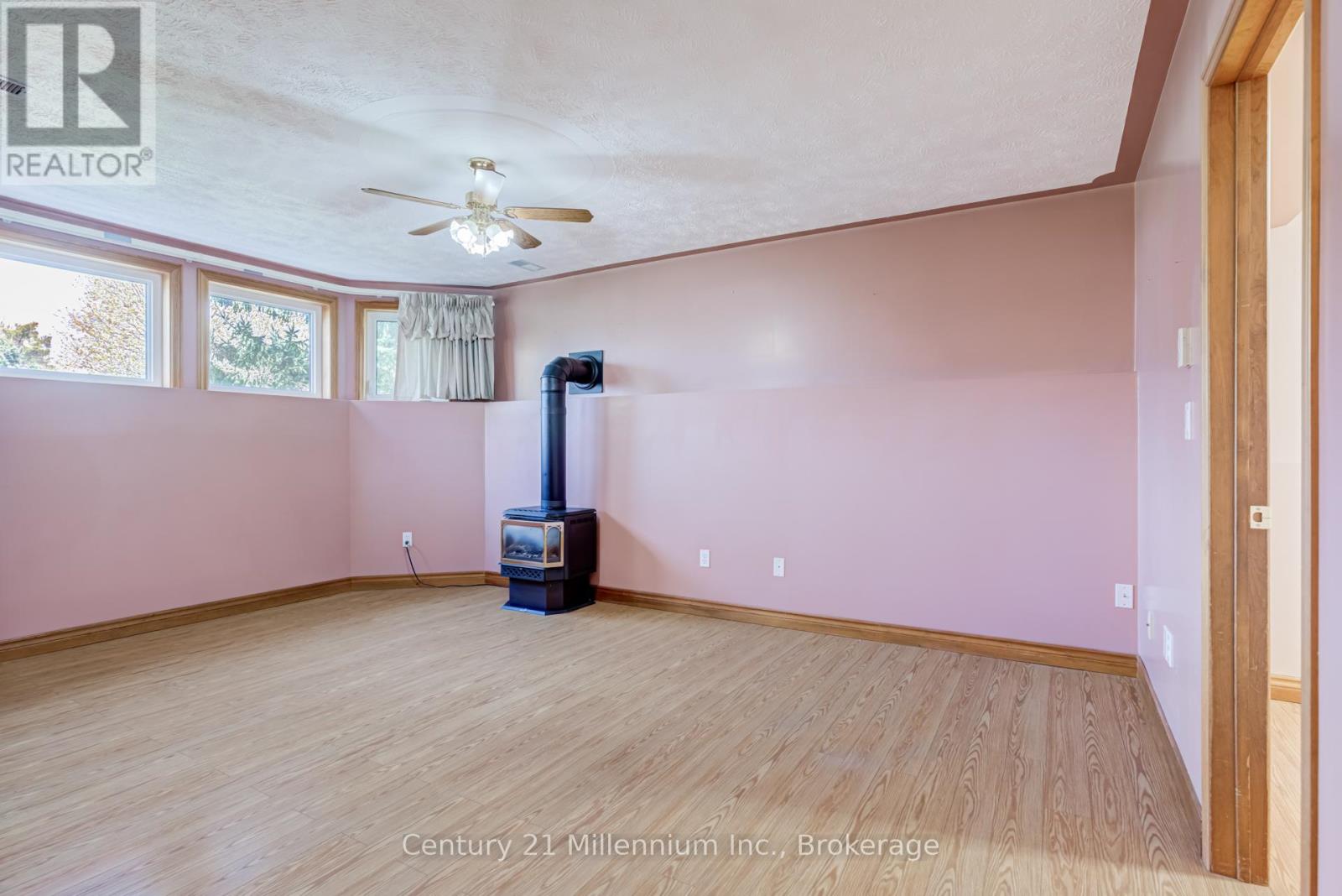 34 Pine Tree Drive, South Bruce Peninsula, Ontario  N0H 2T0 - Photo 30 - X13127196