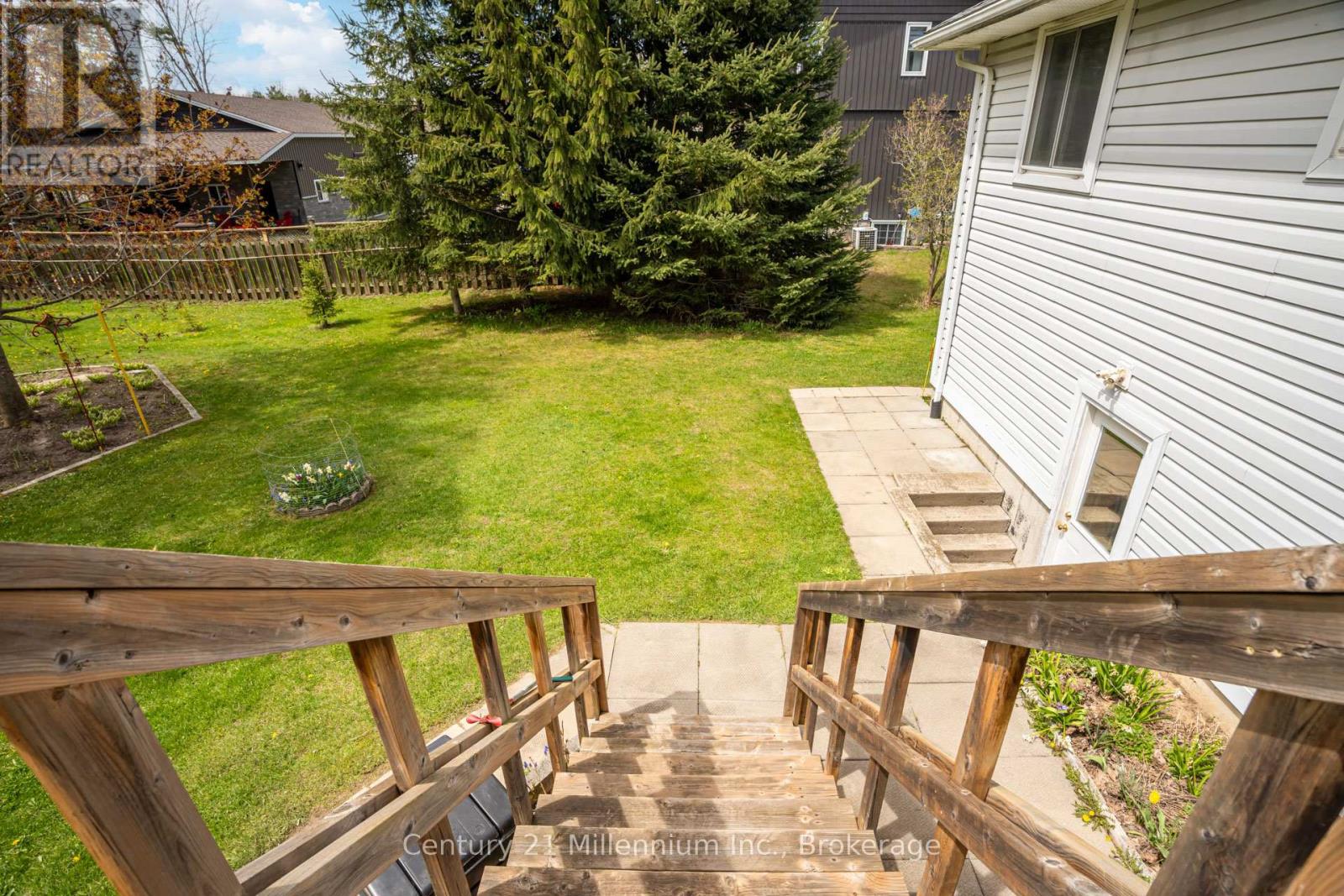 34 Pine Tree Drive, South Bruce Peninsula, Ontario  N0H 2T0 - Photo 43 - X13127196