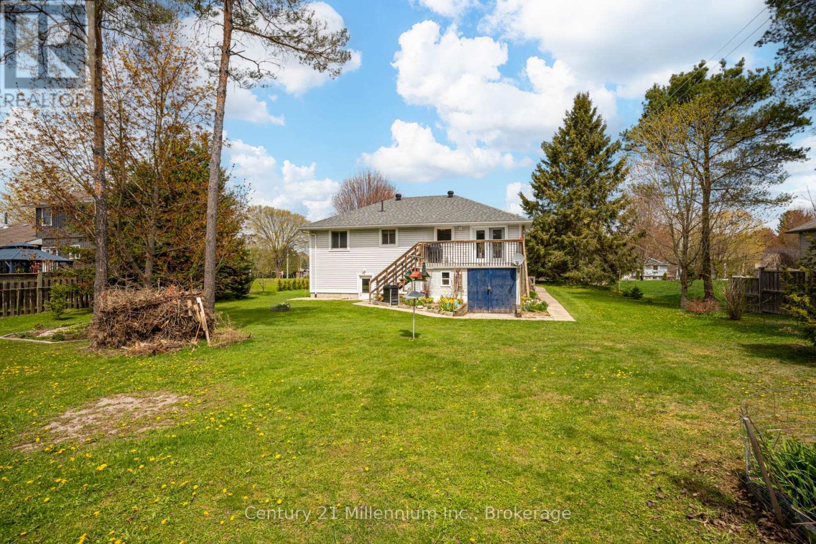 34 Pine Tree Drive, South Bruce Peninsula, Ontario  N0H 2T0 - Photo 49 - X13127196