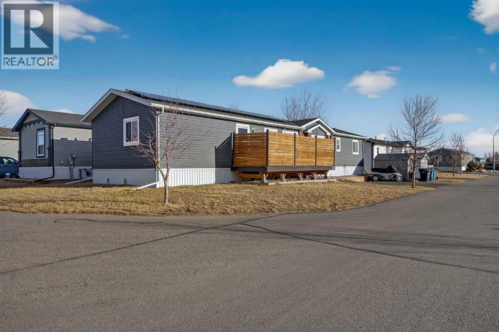 5004 Seasons Boulevard, Coaldale, Alberta  T1M 0C6 - Photo 1 - A2280239