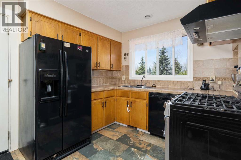 22321 Twp Rd 414, Rural Lacombe County, Alberta  T4L 0H6 - Photo 3 - A2310006