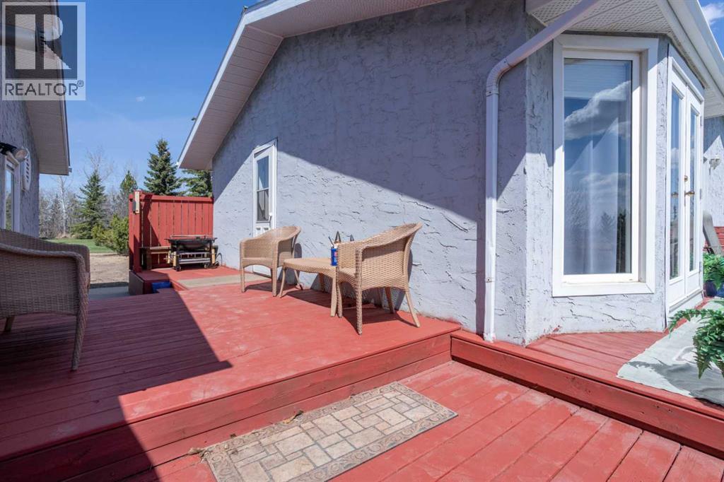22321 Twp Rd 414, Rural Lacombe County, Alberta  T4L 0H6 - Photo 2 - A2310006