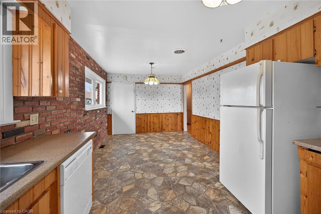 156 Chesley Street, Hamilton, Ontario  L9C 3W3 - Photo 11 - 40822476