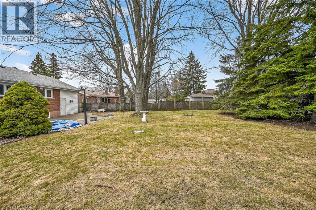 156 Chesley Street, Hamilton, Ontario  L9C 3W3 - Photo 31 - 40822476
