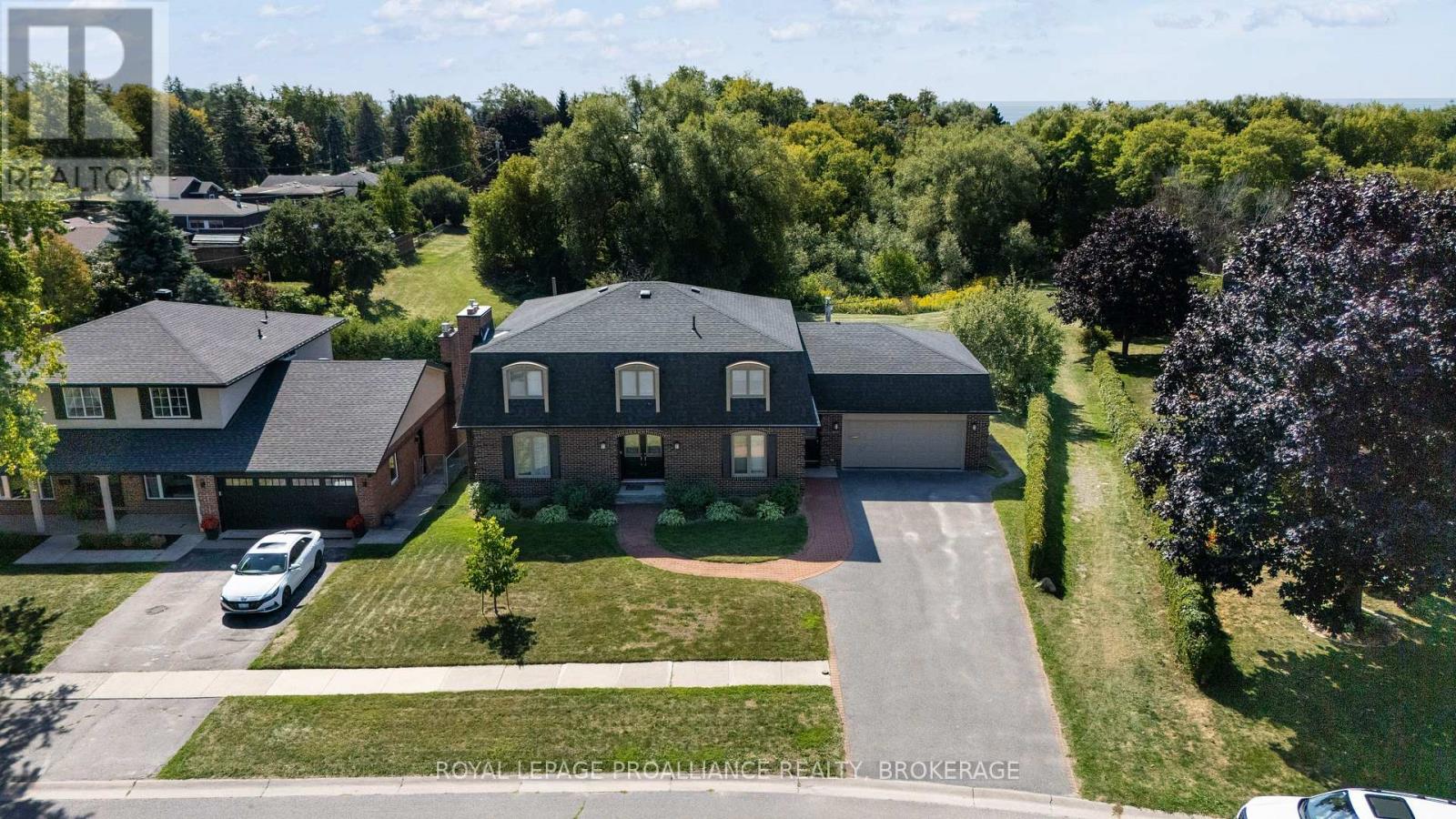 907 BRODIE AVENUE, Kingston, Ontario