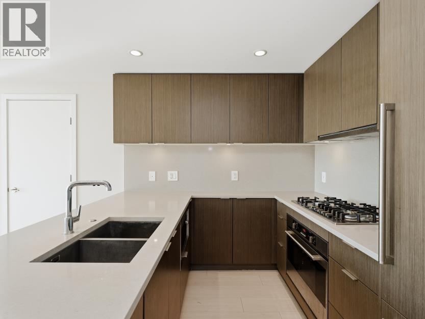 1702 125 14th Street, North Vancouver, British Columbia  V7L 0E6 - Photo 11 - R3122688