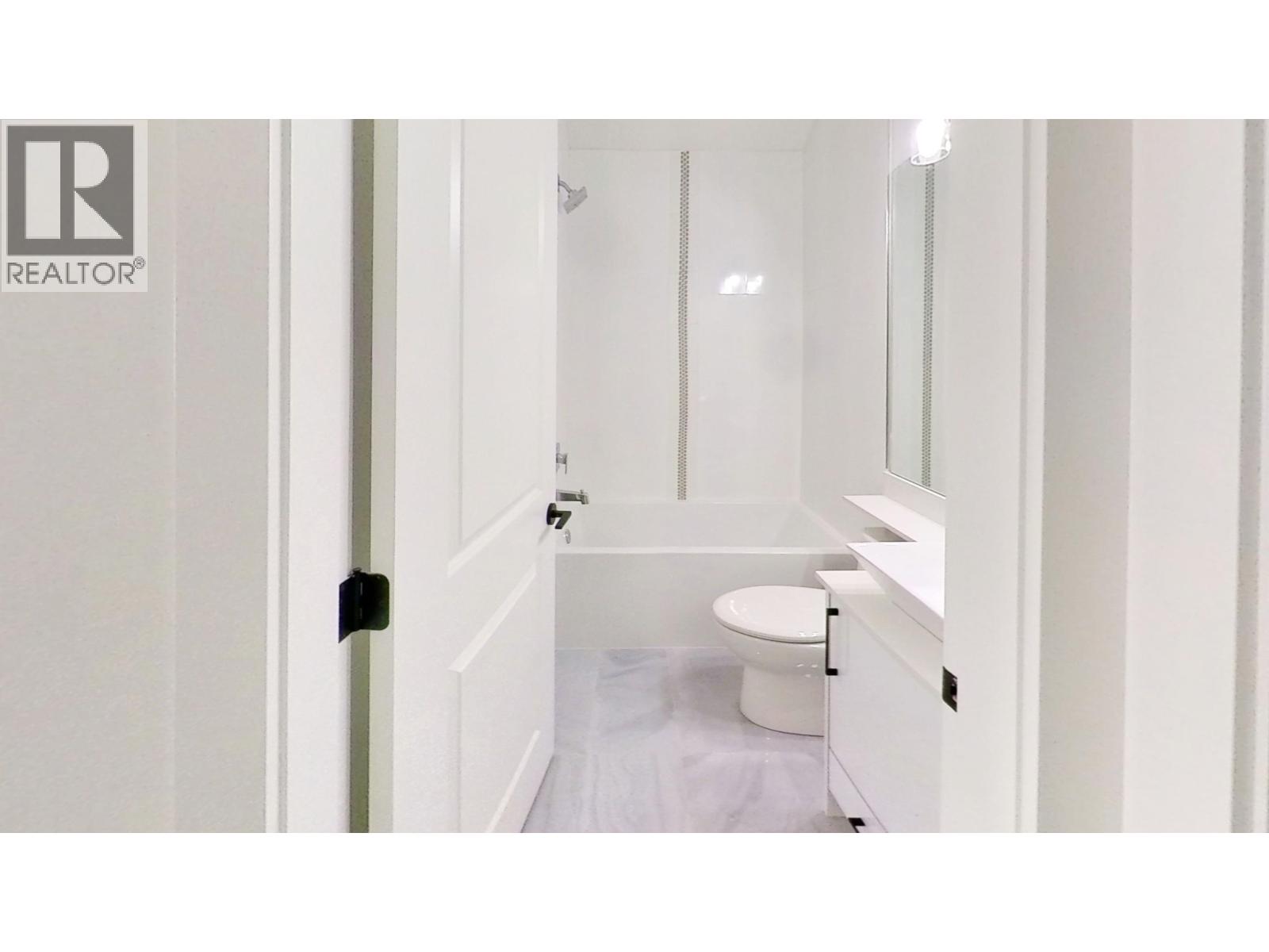 789 Ota Avenue, New Westminster, British Columbia  V3M 0M7 - Photo 5 - R3123660