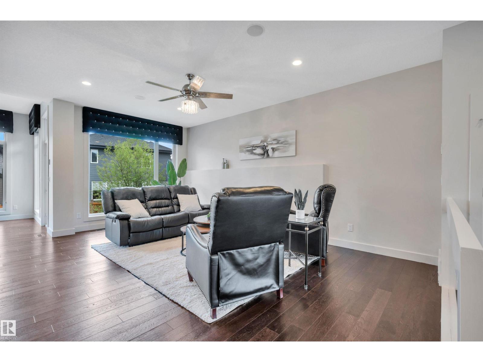 1116 Hainstock Green Sw, Edmonton, Alberta  T6W 2T8 - Photo 9 - E4487601