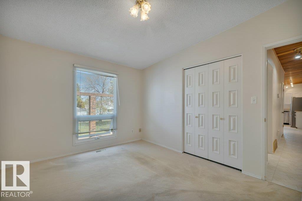 8808 41 Av Nw, Edmonton, Alberta  T6K 1G7 - Photo 18 - E4487603