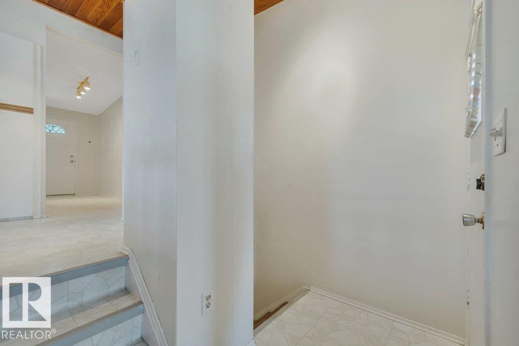 8808 41 Av Nw, Edmonton, Alberta  T6K 1G7 - Photo 23 - E4487603