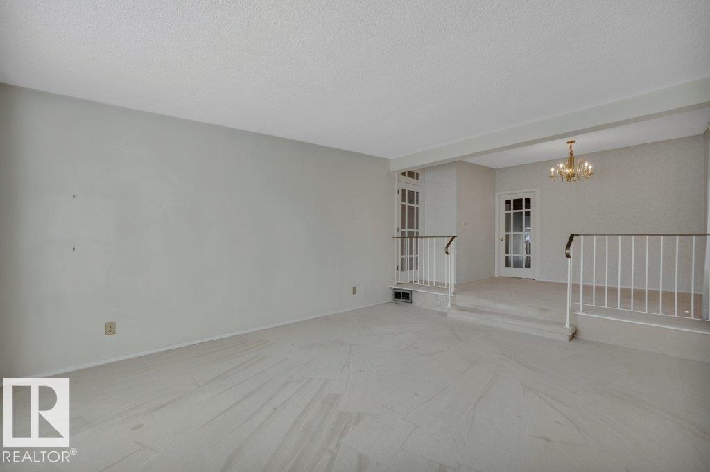 8808 41 Av Nw, Edmonton, Alberta  T6K 1G7 - Photo 7 - E4487603