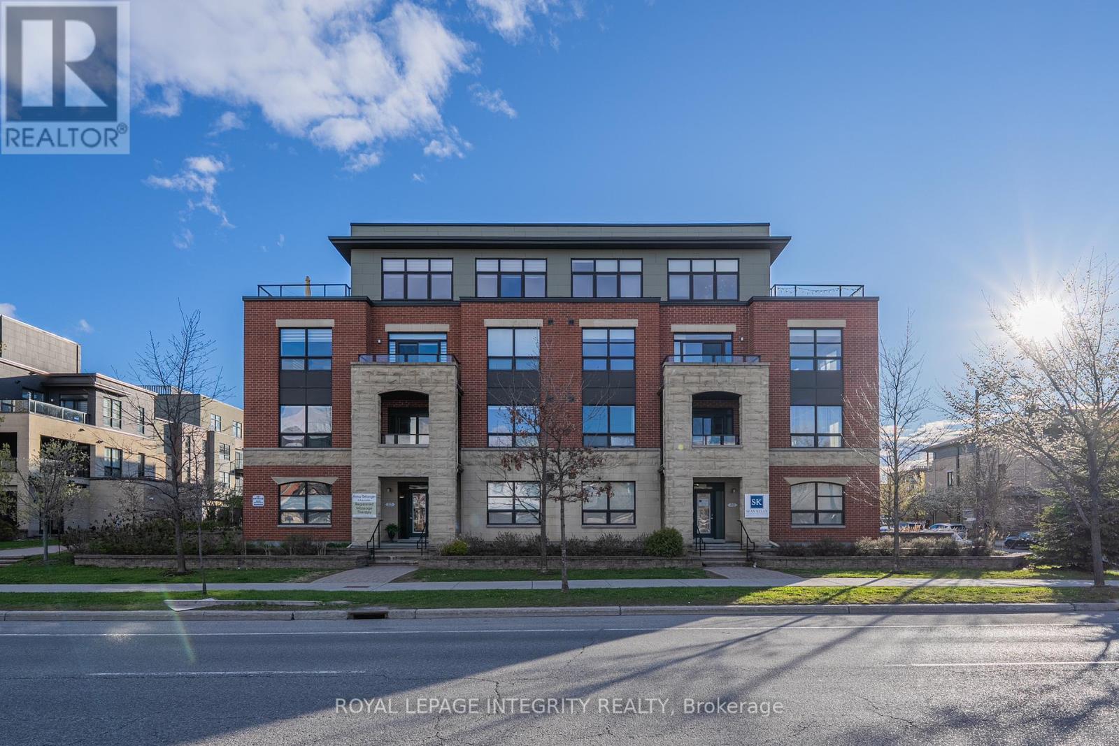 305 - 301 Bayrose Drive, Ottawa, Ontario  K2J 5W3 - Photo 2 - X13127212
