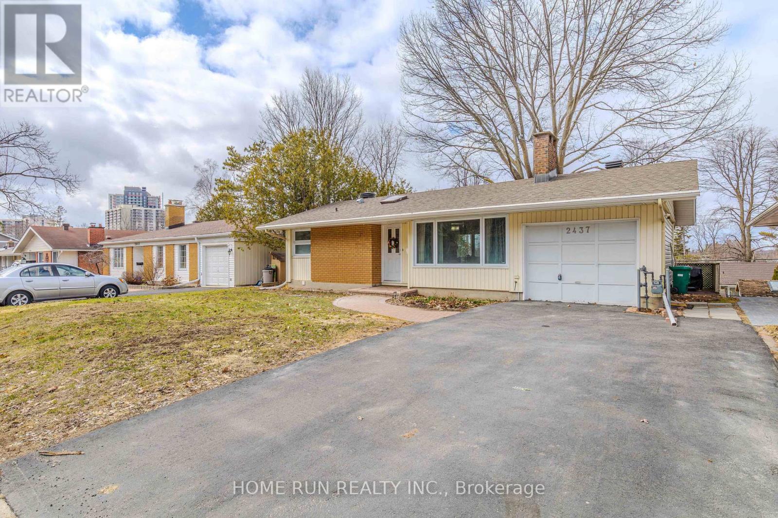 2437 Baseline Road, Ottawa, Ontario  K2C 0E3 - Photo 2 - X13127236