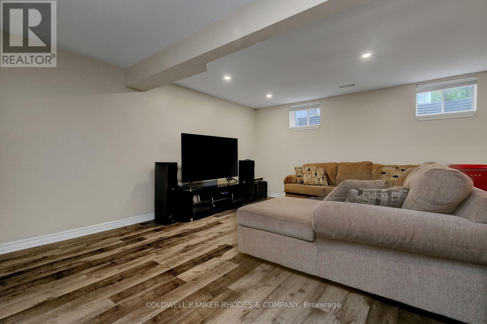 4611 Sugar Maple Drive, Ottawa, Ontario  K1V 1Y5 - Photo 27 - X13127314