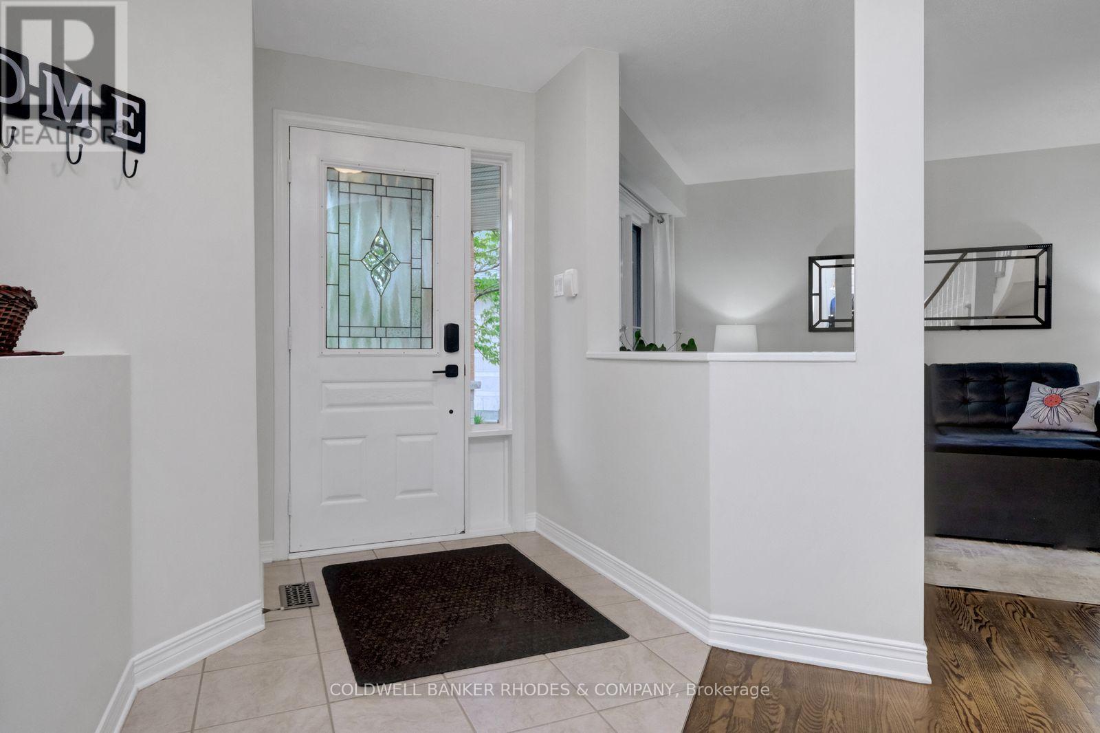 4611 Sugar Maple Drive, Ottawa, Ontario  K1V 1Y5 - Photo 4 - X13127314