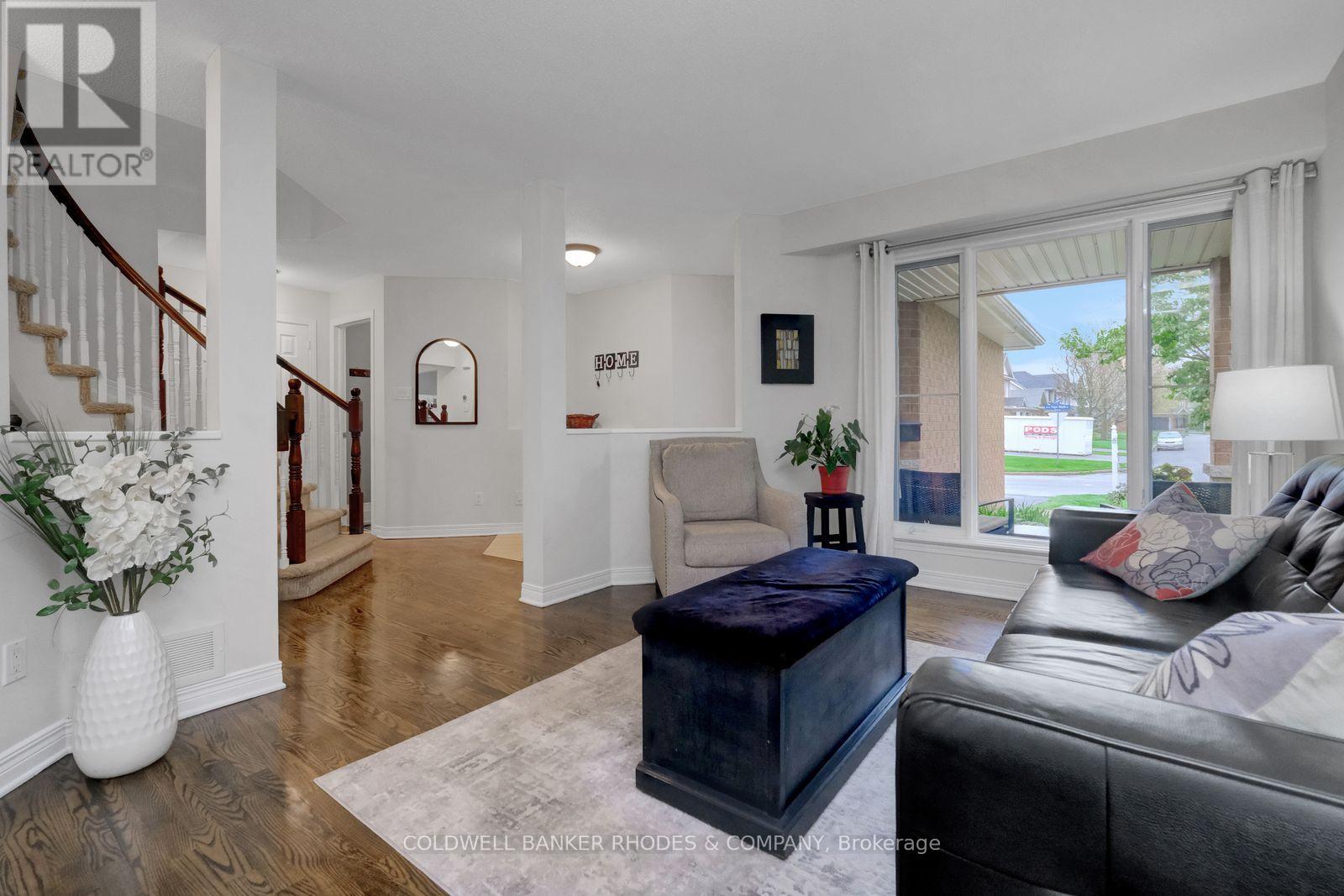 4611 Sugar Maple Drive, Ottawa, Ontario  K1V 1Y5 - Photo 5 - X13127314