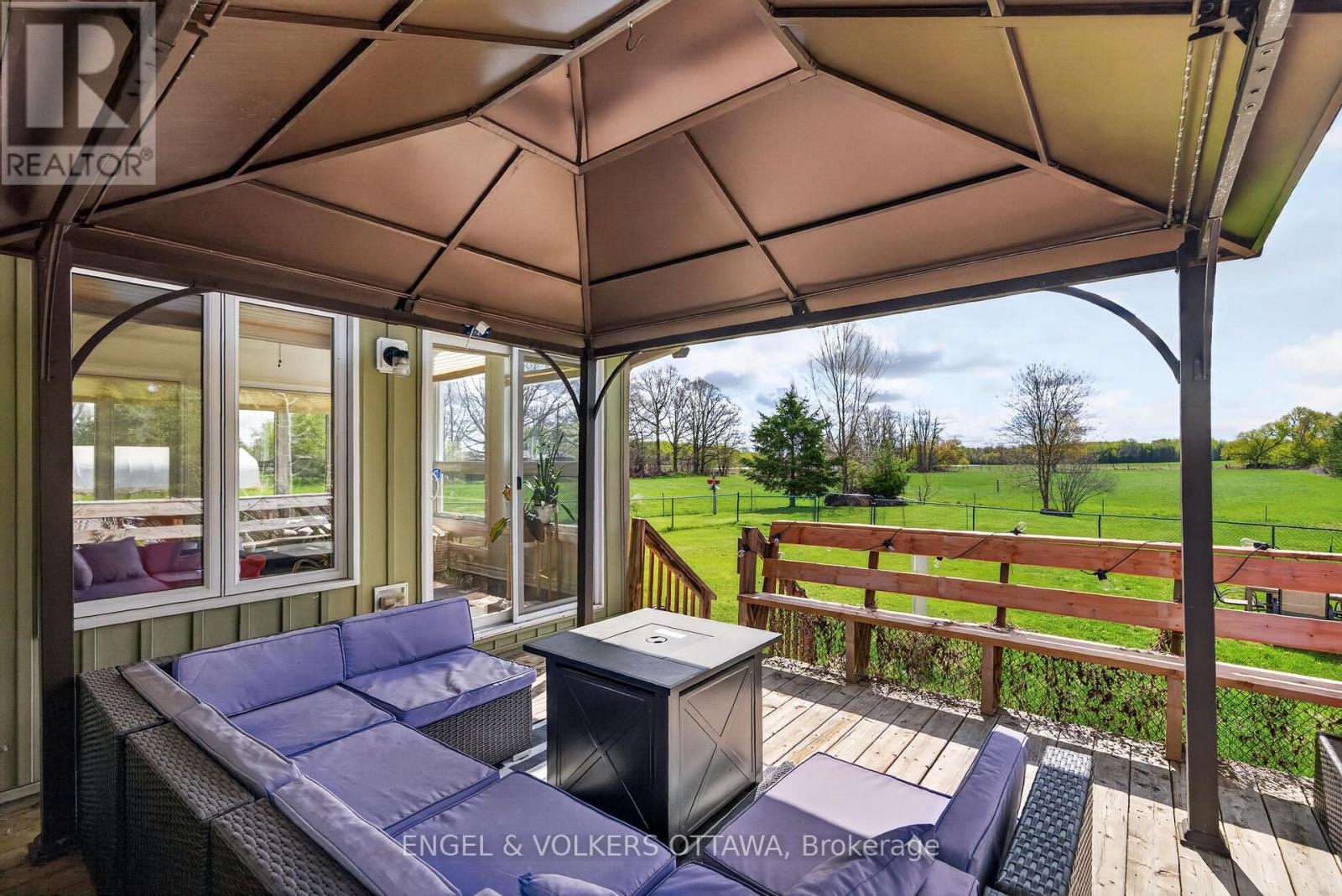 6042 Dobson Lane, Ottawa, Ontario  K0A 2Z0 - Photo 33 - X13127318