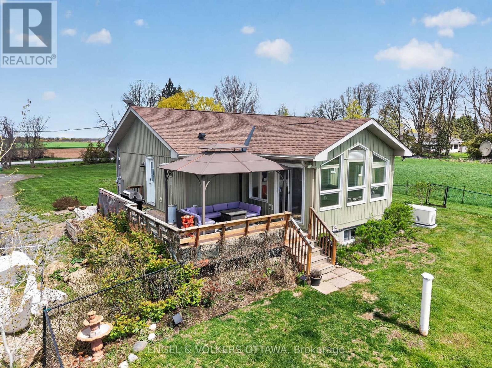 6042 Dobson Lane, Ottawa, Ontario  K0A 2Z0 - Photo 35 - X13127318