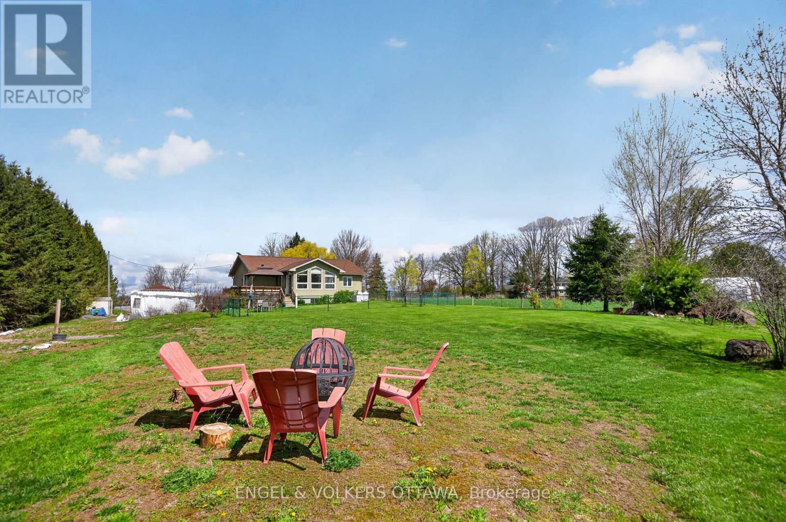 6042 Dobson Lane, Ottawa, Ontario  K0A 2Z0 - Photo 39 - X13127318