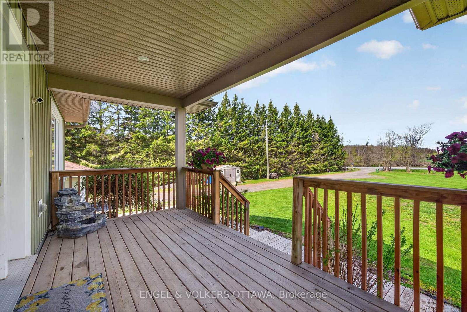 6042 Dobson Lane, Ottawa, Ontario  K0A 2Z0 - Photo 4 - X13127318