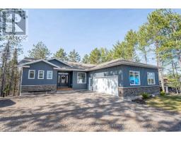 87 OAKRIDGE DRIVE, East Ferris, Ontario