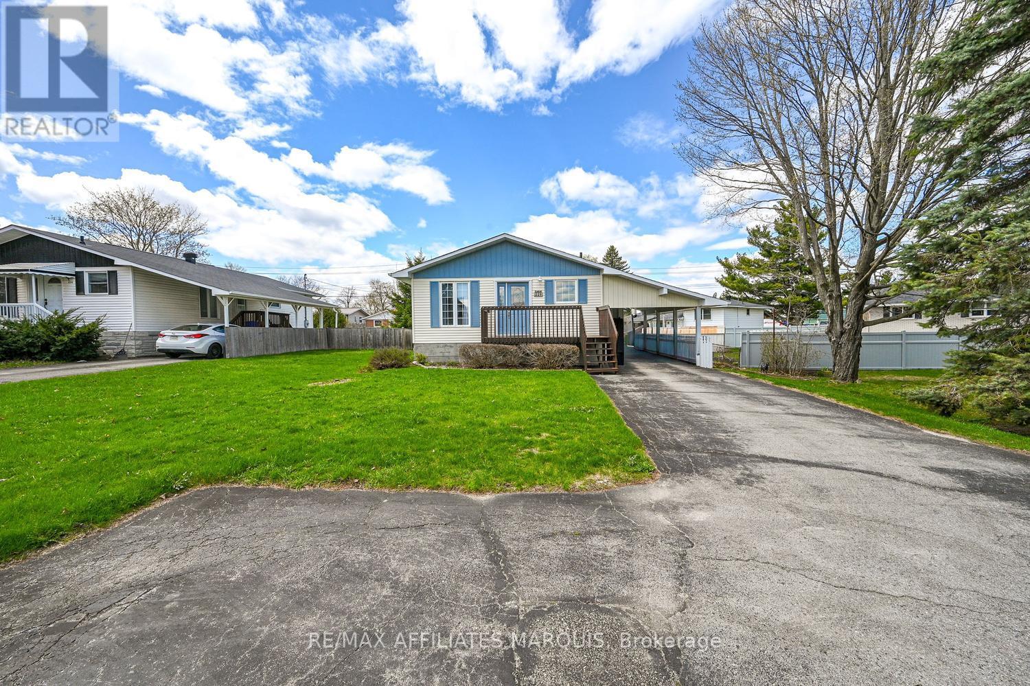 228 Brockville Street, Smiths Falls, Ontario  K7A 5C9 - Photo 4 - X12824872