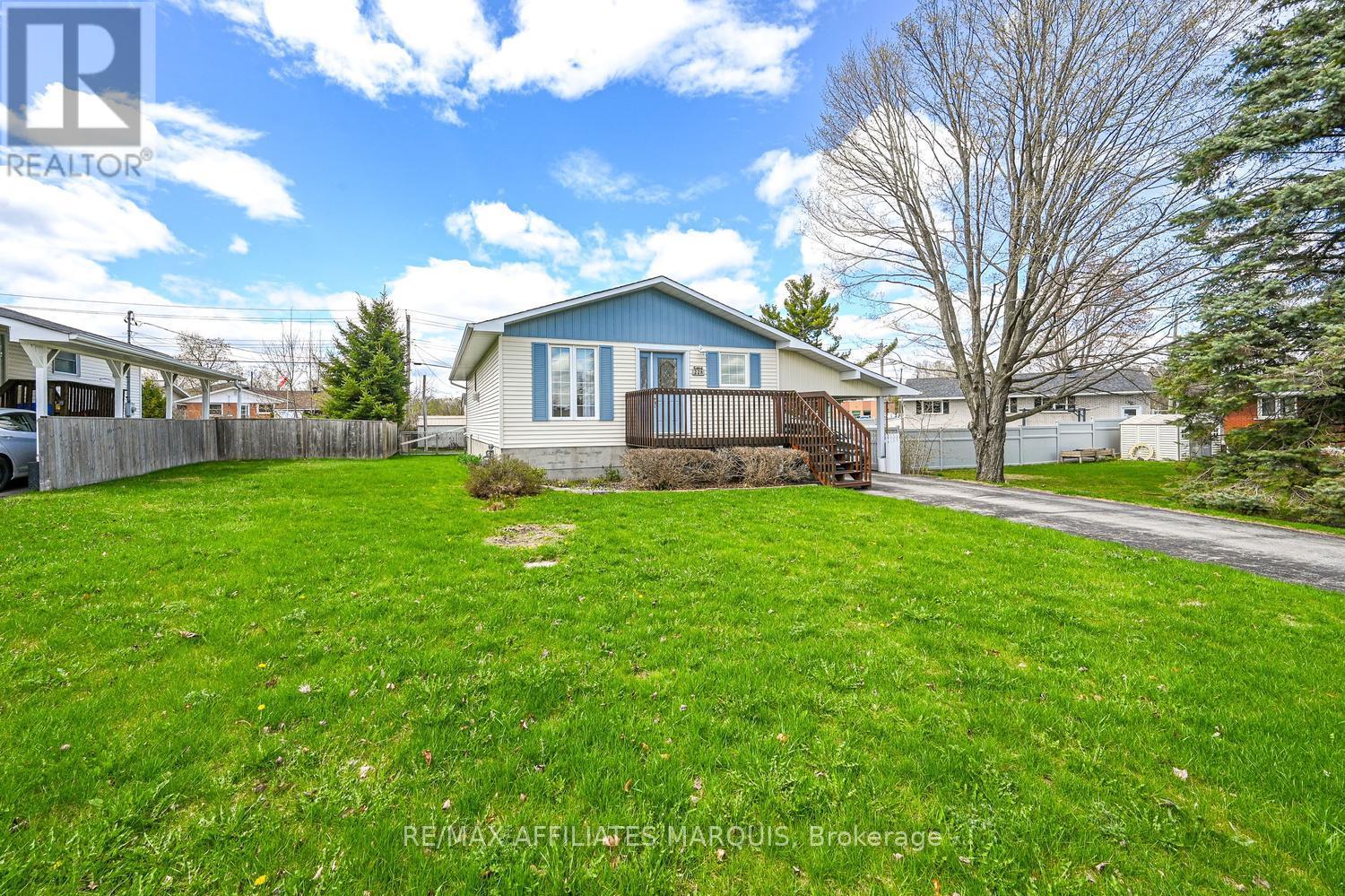 228 Brockville Street, Smiths Falls, Ontario  K7A 5C9 - Photo 6 - X12824872