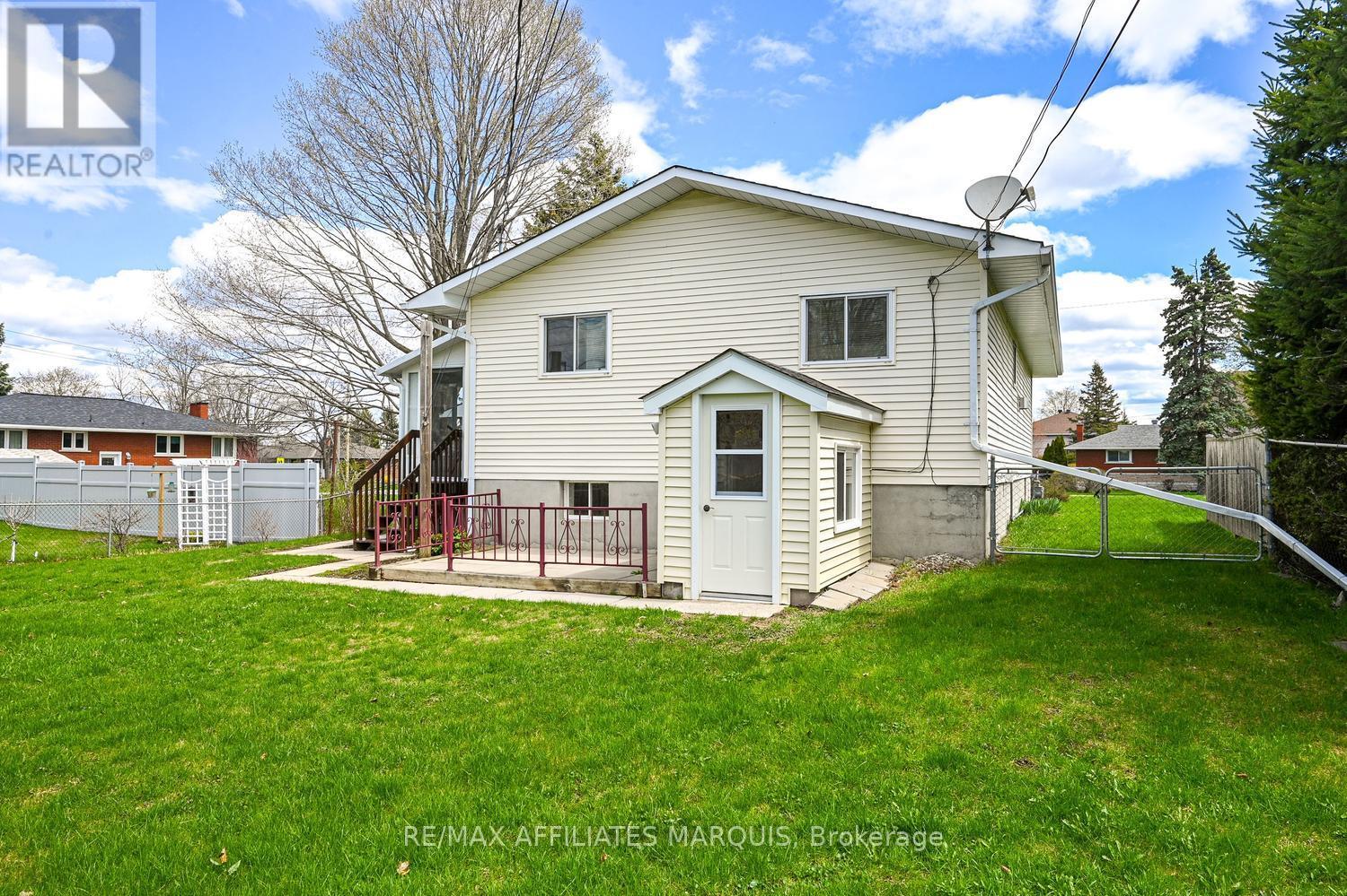 228 Brockville Street, Smiths Falls, Ontario  K7A 5C9 - Photo 48 - X12824872