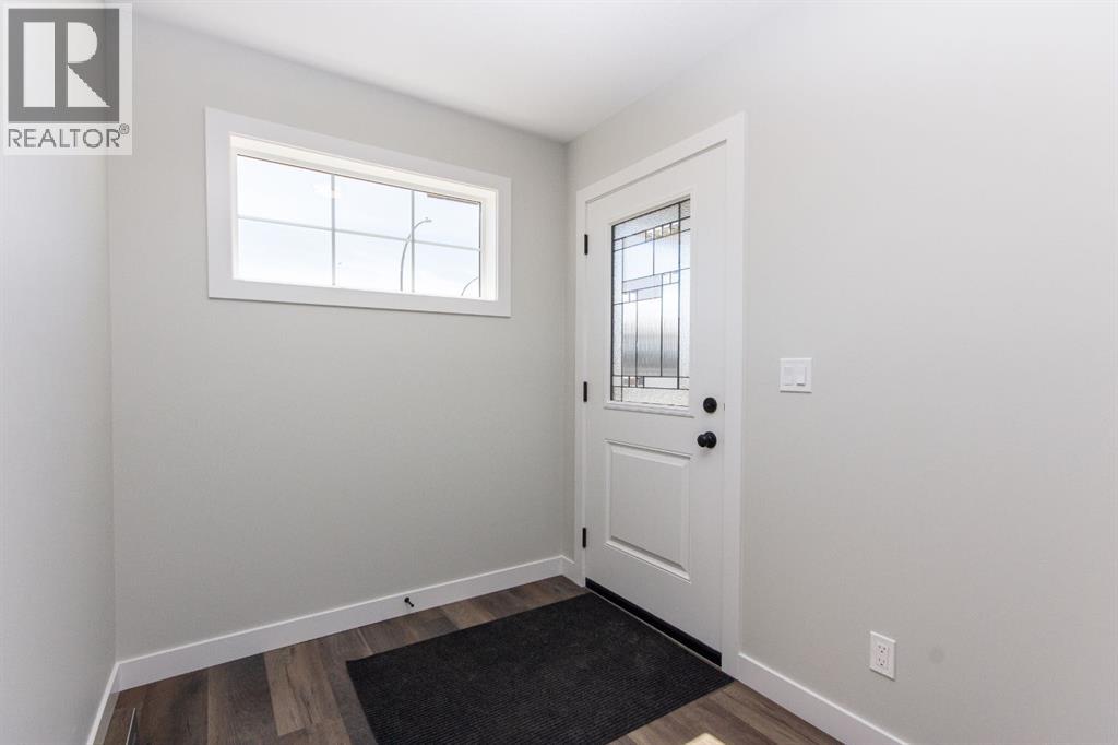 6301 58 Street, Ponoka, Alberta  T4J 0C4 - Photo 2 - A2304122