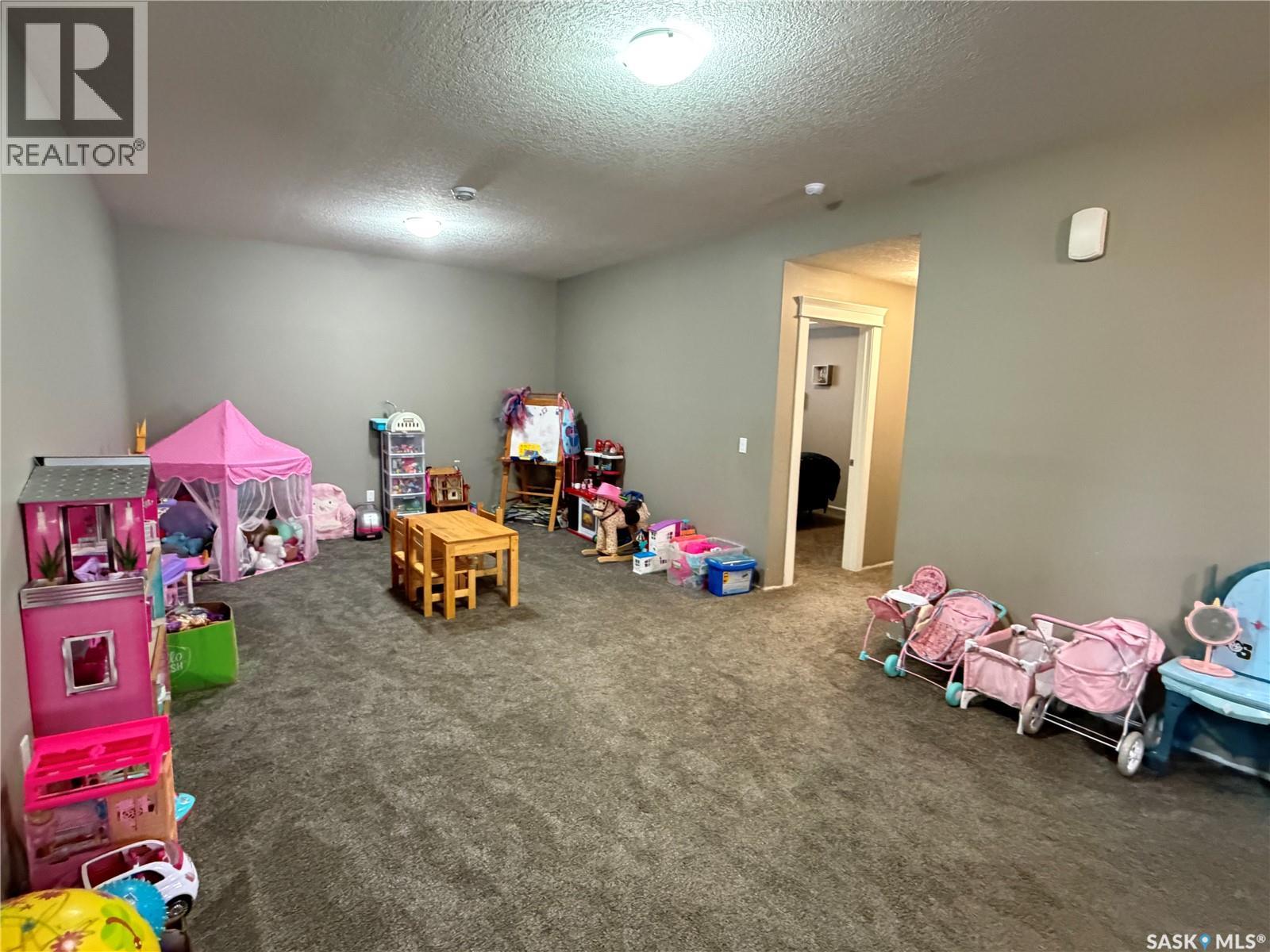 924 11th Street, Humboldt, Saskatchewan  S0K 2A0 - Photo 39 - SK031702
