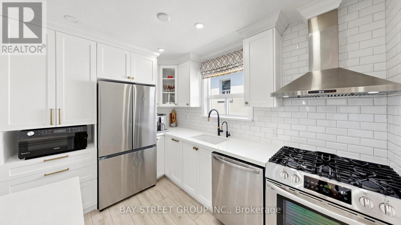58 Albert Avenue, Toronto, Ontario  M8V 2L7 - Photo 13 - W13083752
