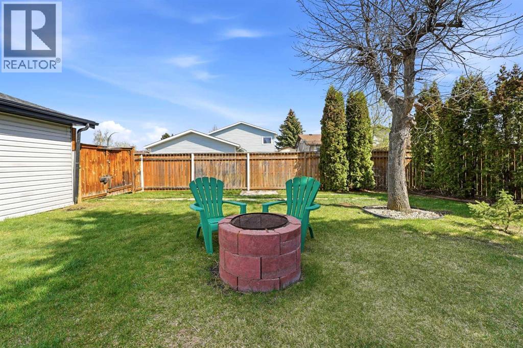 35 Ray Avenue, Red Deer, Alberta  T4P 3B9 - Photo 36 - A2311030