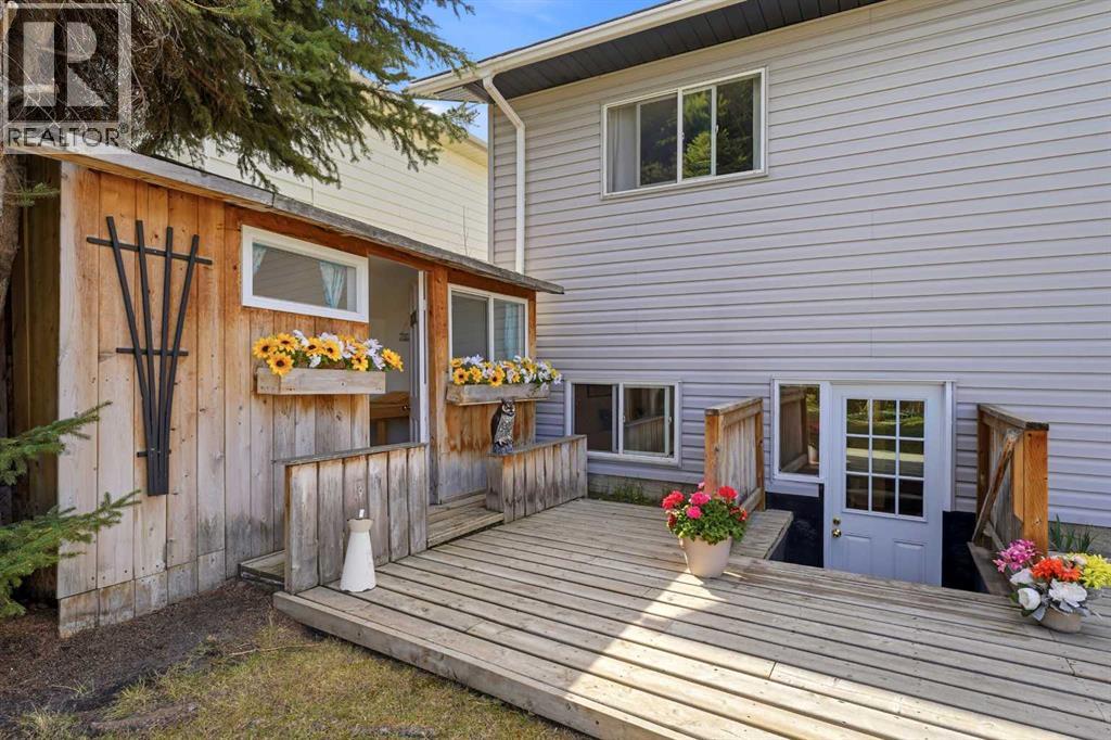 35 Ray Avenue, Red Deer, Alberta  T4P 3B9 - Photo 34 - A2311030