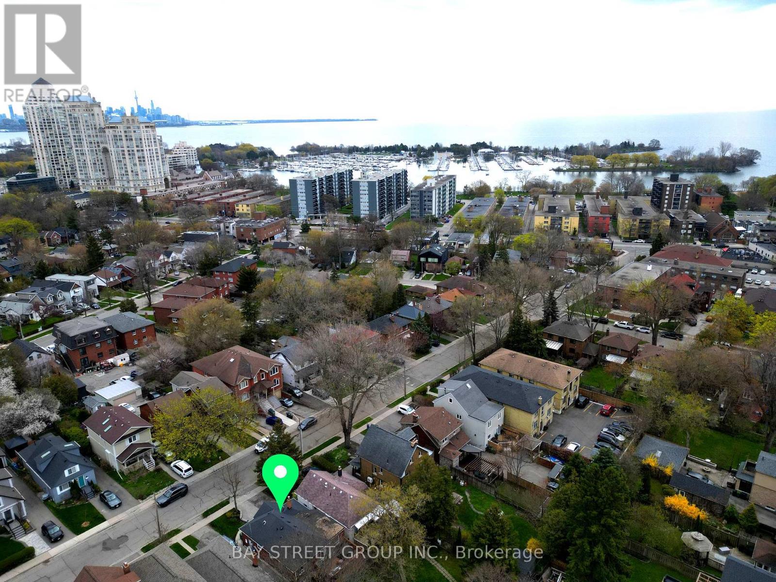 58 Albert Avenue, Toronto, Ontario  M8V 2L7 - Photo 4 - W13083752