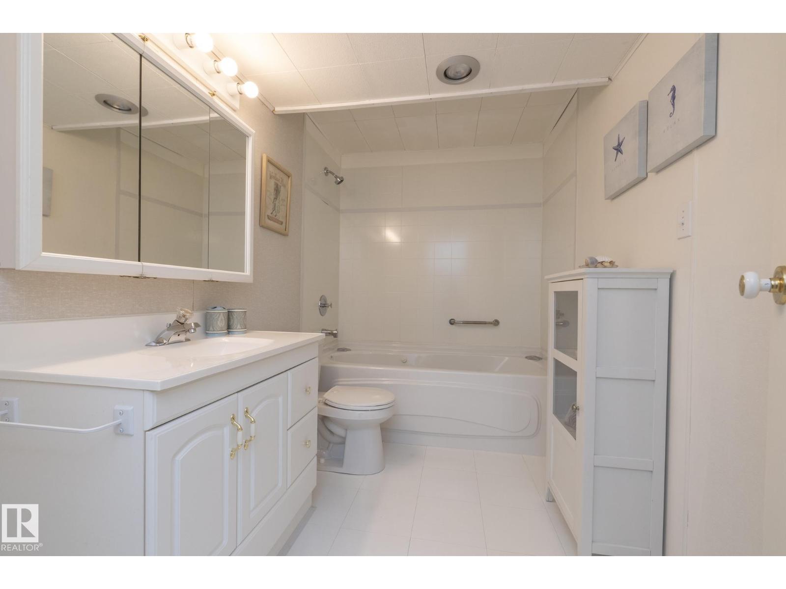 #25 1904 Mill Woods Road Rd Nw, Edmonton, Alberta  T6K 4E4 - Photo 57 - E4487607