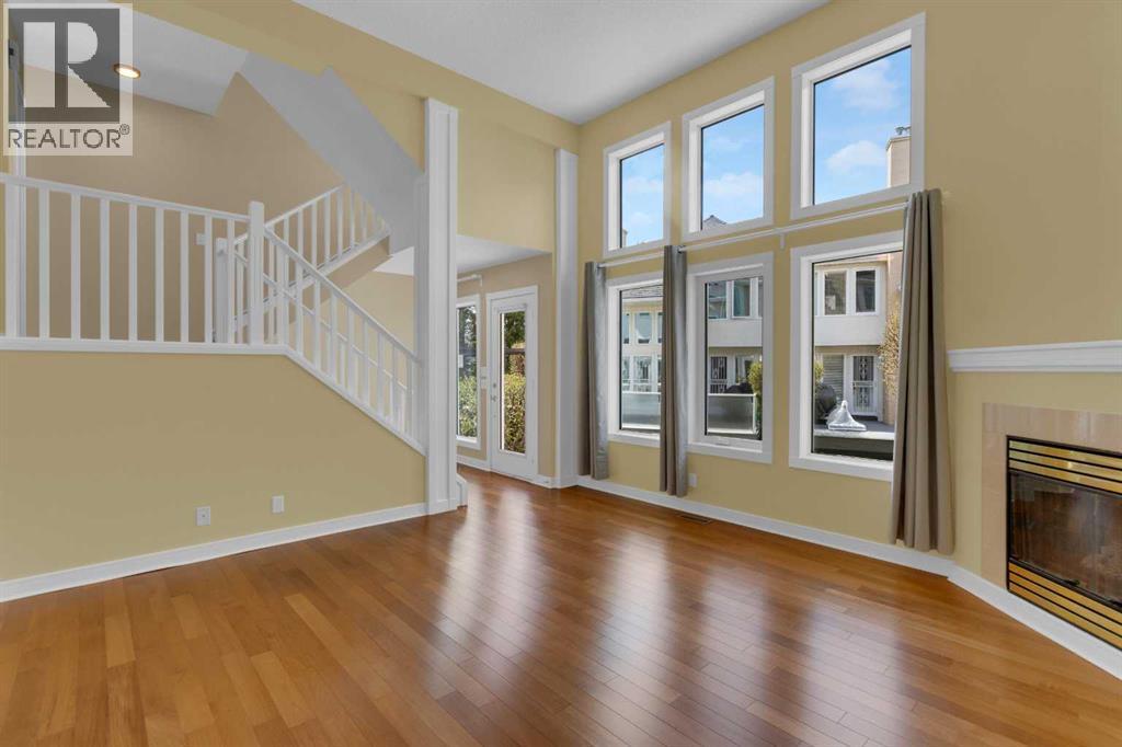 87 Candle Terrace SW, Calgary, Alberta  T2W 6G7 - Photo 2 - A2297042